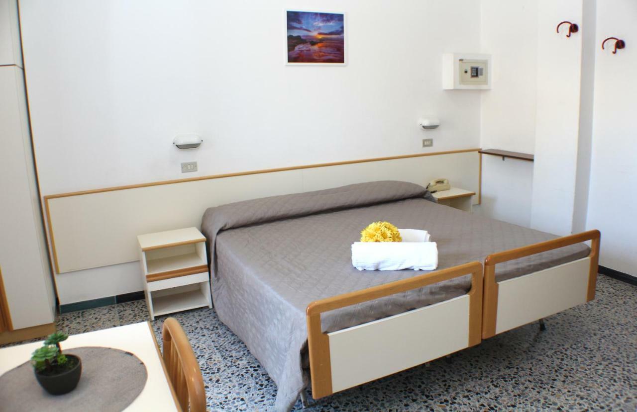 Hotel Caesar Misano Adriatico Exteriér fotografie