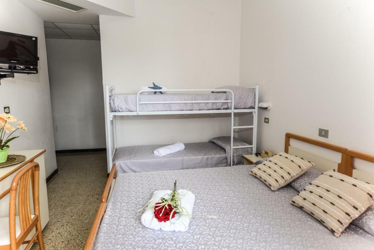 Hotel Caesar Misano Adriatico Exteriér fotografie