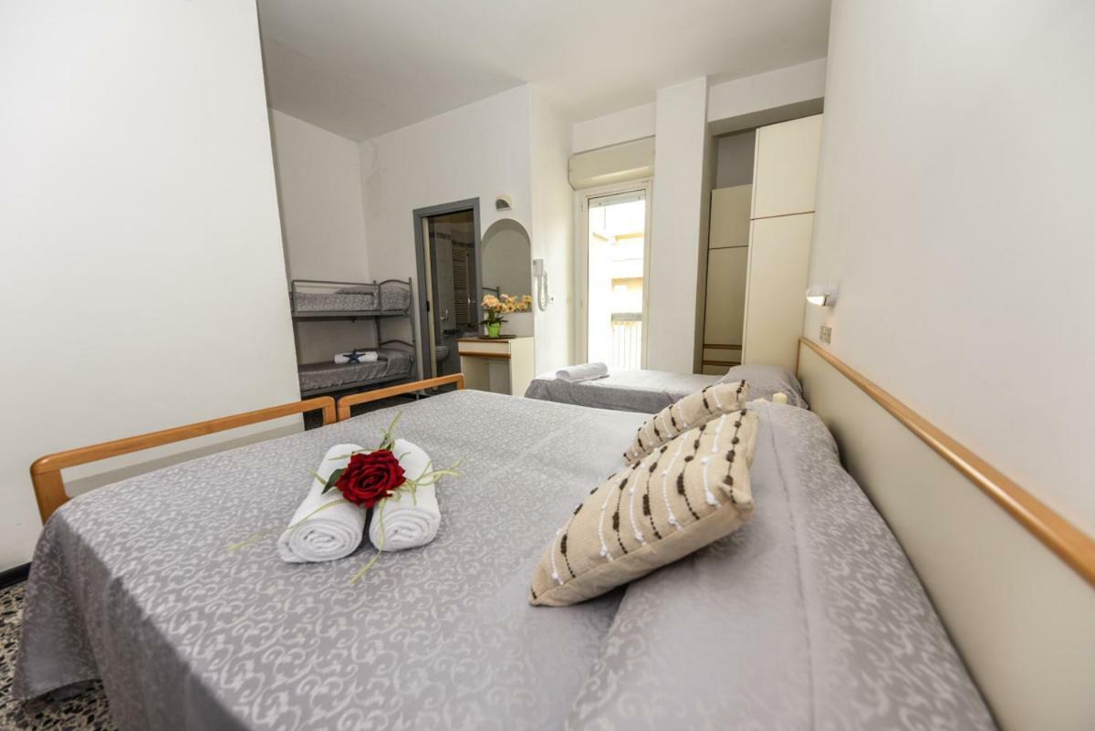 Hotel Caesar Misano Adriatico Exteriér fotografie
